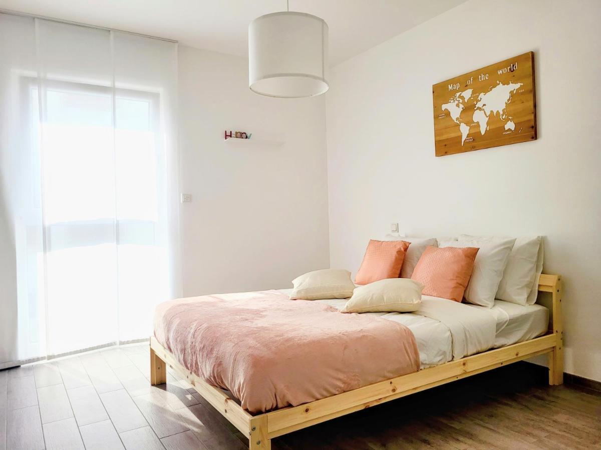 Calm And Modern Apartment Eischen Extérieur photo